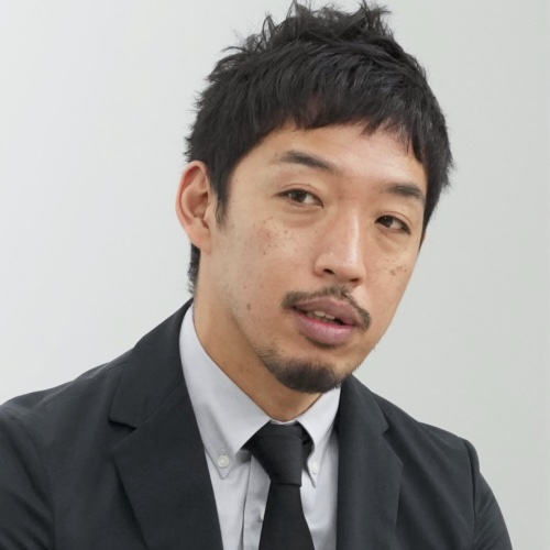 西田亮介